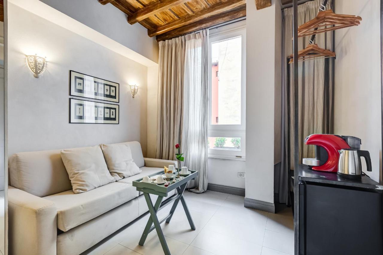 Отель Rome Frattina27 Экстерьер фото
